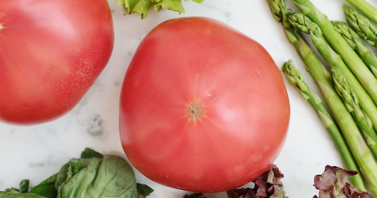 Aliments anti-inflammatoires : guide complet pour réduire les douleurs naturellement