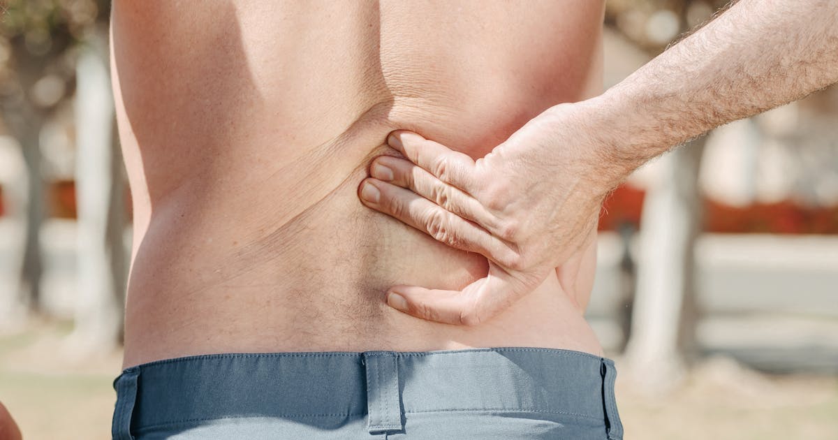 Mal de dos : comprendre les causes et soulager la douleur naturellement